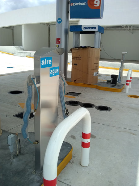 EMP-001, Dispensario agua y aire tipo parquímetro en acero inoxidable con accesorios